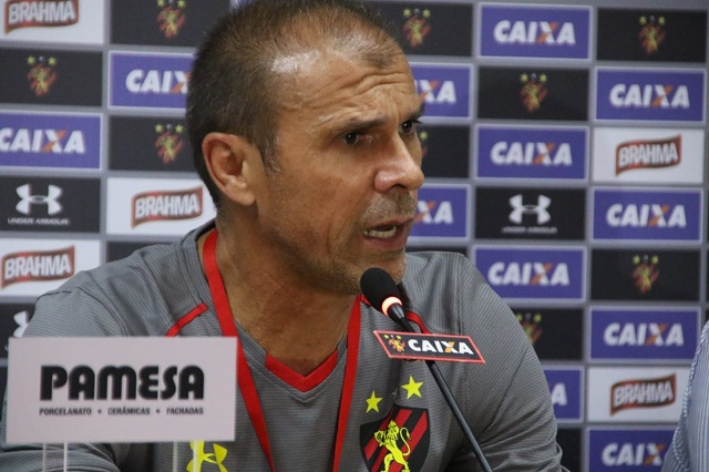 Técnico tenta livrar o clube nordestino do rebaixamento / Foto: Divulgação Sport