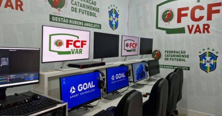 Catarinense 2026 é o primeiro com VAR desde a primeira fase - Foto: Divulgação/FCF