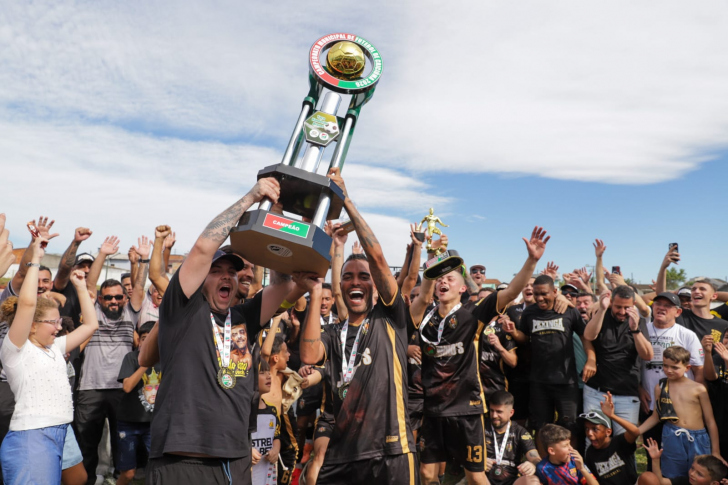 Amigos do Pexinga celebra o título invicto do Campeonato Municipal de Futebol de Criciúma | Fotos: Gregori Flauzino/Prefeitura de Criciúma