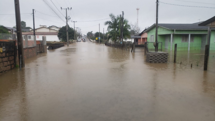 Alagamento no bairro Sangão, em Criciúma. Foto: Especial/4oito