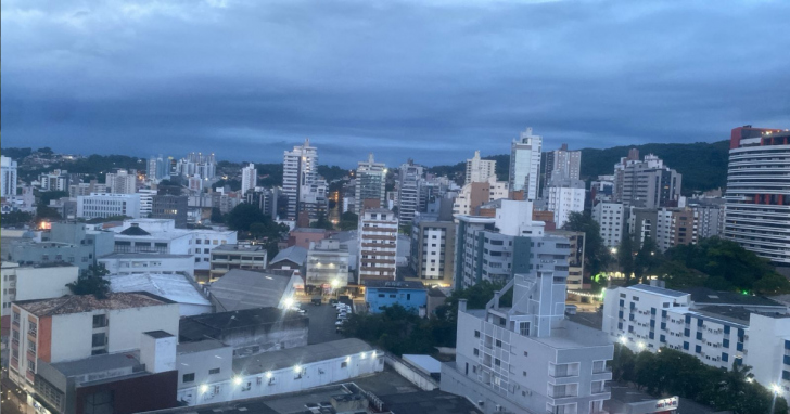 Termômetros podem alcançar até 36 graus no litoral. Foto: Maryele Cardoso
