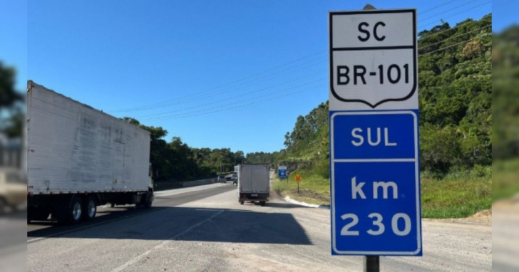 Triplicação da BR-101: rodovia é eixo estratégico para o transporte de cargas no Sul do país | Foto: Thiago Hockmüller/4oito