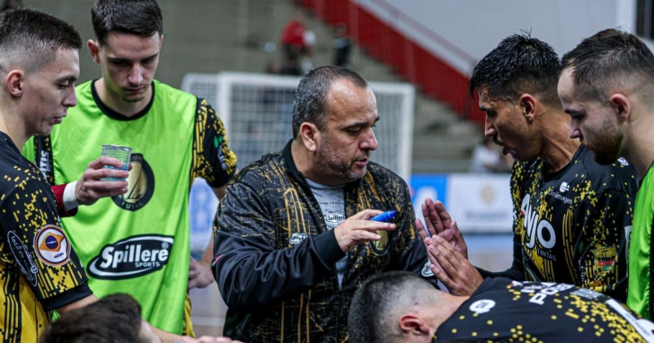 Verdieri planeja temporada vitoriosa com o Criciúma Futsal | Fotos: Rodolfo May | ACF