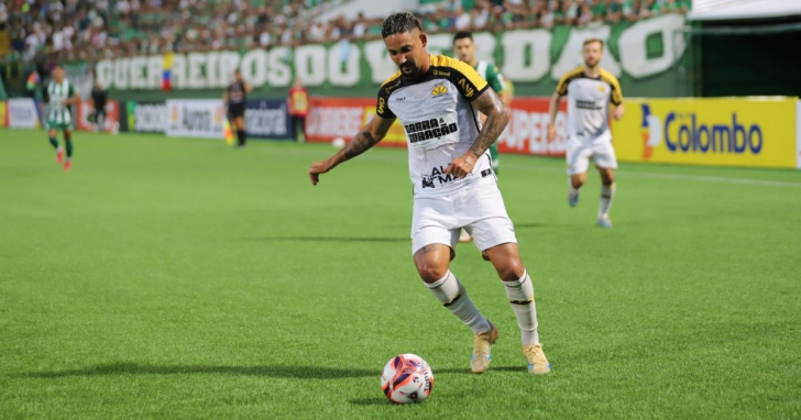 Quem vencer neste domingo, entre Chapecoense e Criciúma, vai enfrentar o Brusque nas semifinais | Fotos: Celso da Luz/ Assessoria de imprensa Criciúma E.C.