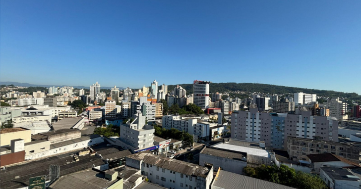 Sol forte e máxima de 36°C em Criciúma e região | Foto: Sophia Rabelo/ 4oito