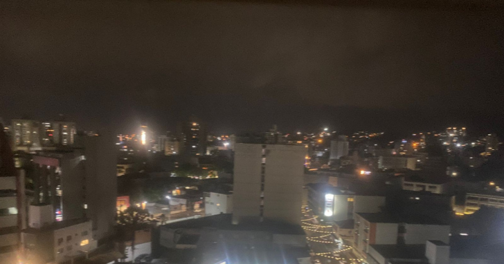 Sensação de abafamento diminui com avanço de frente fria I Foto: Maryele Cardoso/4oito