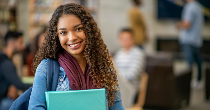 Solicitação deve ser feita na Página do Participante até 24 de abril I Foto: Canva/4oito