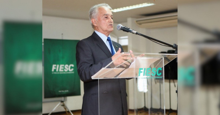 Reconhecimento destaca contribuição ao desenvolvimento catarinense I Foto: Divulgação/4oito