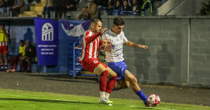 Caravaggio chegou aos 15 pontos e segue entre os primeiros colocados da Série B estadual I Foto: Fabrício Júnior/CFC/4oito
