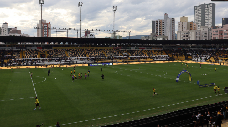 Bola rola a partir das 16h | Foto: Davi Brabos/4oito
