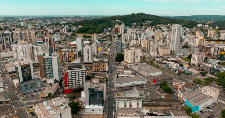 Proposta é discutir como a arborização pode ser planejada de acordo com as características do município | Foto: Divulgação/Arquivo Prefeitura de Criciúma