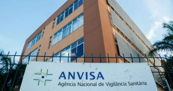 Em 2025, a Anvisa proibiu a fabricação de diversos suplementos por contaminação, propaganda enganosa, falta de registro e ingredientes proibidos | Foto: Reprodução