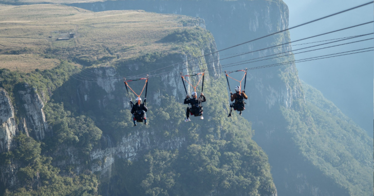 Atração fica a mais de mil metros de altitude no Parque Nacional da Serra Geral. Foto: Divulgação