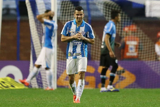 Eltinho teve três passagens pelo Avaí (Foto: Arquivo / Divulgação)