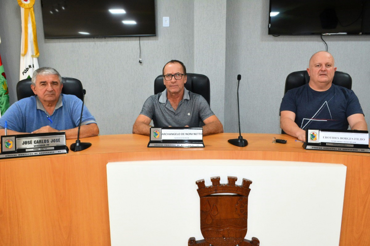 Vereadores Zé Bis, Caio De Noni e Tidinho (Foto: Wilson Adriani)