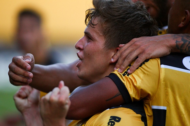 Gustavinho e Julimar fizeram os quatro gols do Criciúma na vitória por 4 a 2 na Copa Sul/Foto: Guilherme Hanh/Especial