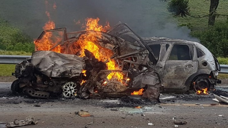 Acidente em Capão Alto, na serra, na manhã de sexta-feira (Foto: Divulgação/PRF)