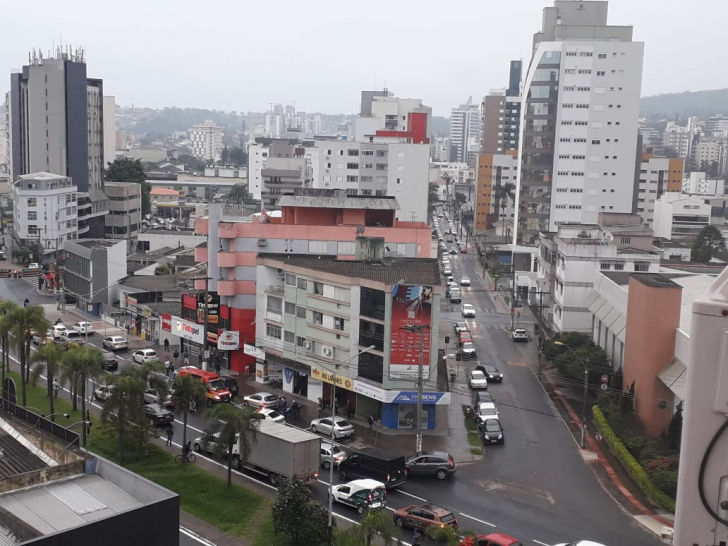 Trânsito ficou complicado na Centenário / Divulgação