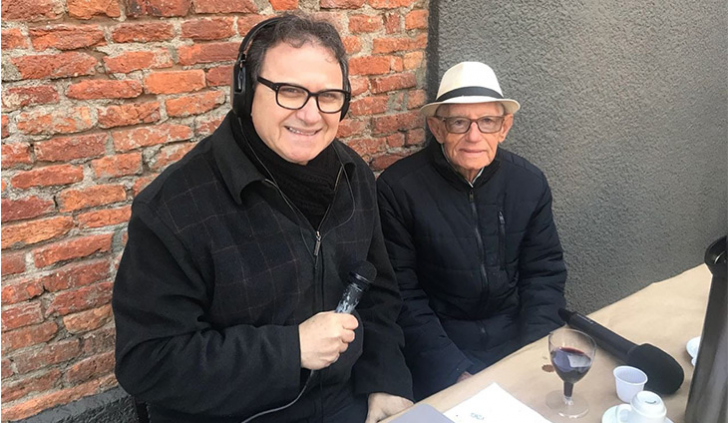 Jornalista Adelor Lessa e Ângelo Bortolotto, proprietário do Restaurante Veneze (foto: Alice Lessa)