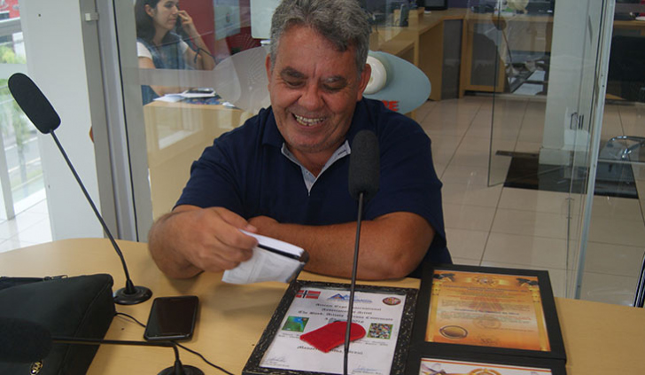 Artista plástico Manoel da Silva (foto: Erik Behenck)