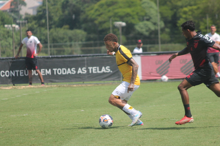 No domingo, Criciúma empatou em 0 a 0 com o Athletico em Curitiba / Foto: Celso da Luz / Criciúma EC