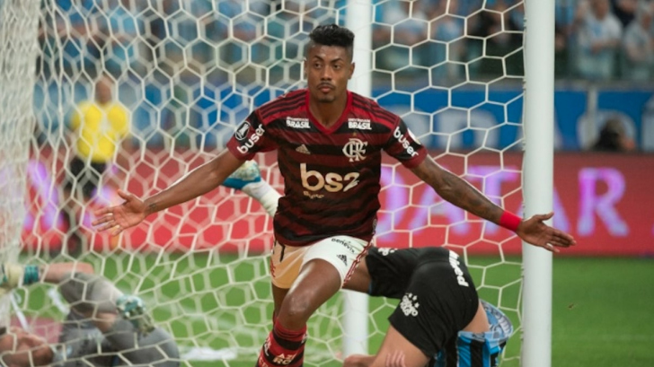 Bruno Henrique fez o primeiro gol contra o Grêmio no Maracanã (Foto: Divulgação)