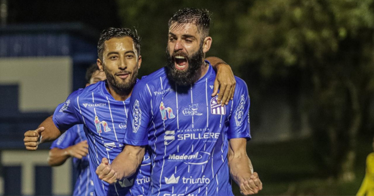 Meia Evaristo e zagueiro Milanez têm 11 e 2 gols marcados na competição, respectivamente | Foto: Fabrício Júnior