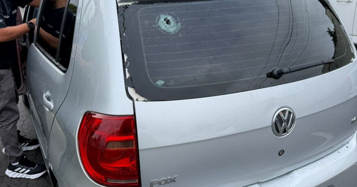 Veículo atingido não estava envolvido na fuga - Foto: Divulgação