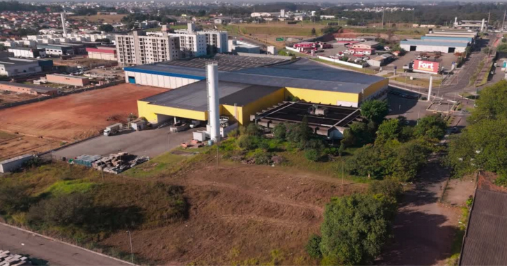Terreno tem potencial para grandes empreendimentos, como centros de distribuição, hospitais e instituições de ensino I Foto: Divulgação/4oito