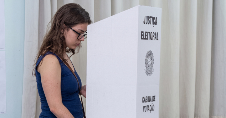 Proteção prevista na legislação eleitoral também se estende a mesários e fiscais partidários | Foto: Divulgação/TRE/4oito