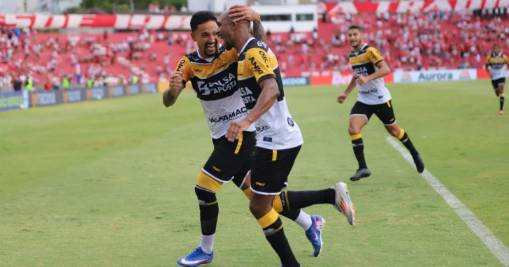 Waguininho marcou o único gol da partida até agora - Foto: Celso da Luz/Criciúma