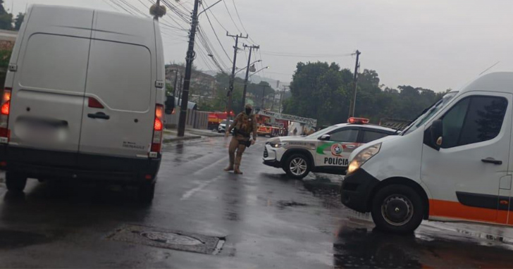 Corpo foi localizado nos fundos de supermercado | Foto: Silvano Raulino/Especial 4oito