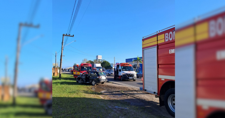 Equipes do Corpo de Bombeiros atenderam o acidente na Rodovia Governador Jorge Lacerda | Foto: Divulgação/Corpo de Bombeiros