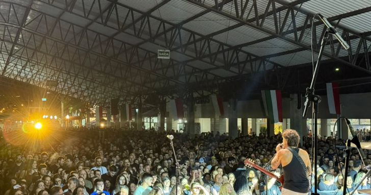 Mais de 10 mil pessoas acompanharam a Cocal fest nesta sexta-feira (25) | Foto: Divulgação/4oito