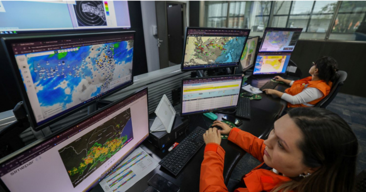 Defesa Civil de Santa Catarina mantém o monitoramento contínuo das condições climáticas | Foto: Defesa Civil/4oito