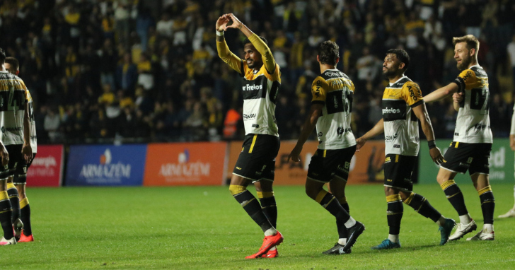Criciúma está com 62 pontos, na 4ª colocação | Foto: Celso da Luz/Criciúma