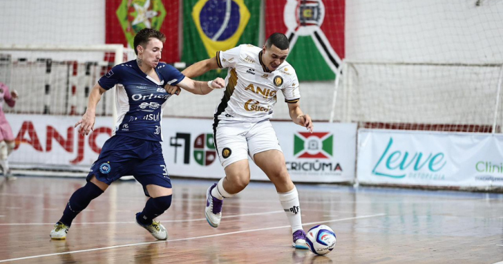 Criciúma futsal perde para o Tubarão em partida em casa | Foto: Rodolfo May/4oito