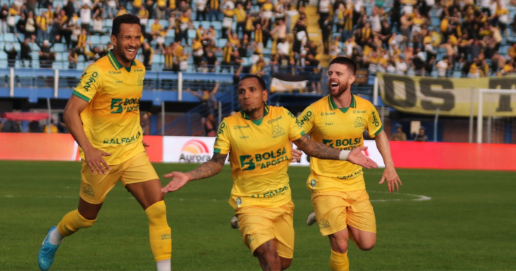 Com 39 pontos, Criciúma é a equipe mais próxima do objetivo | Foto: Celso da Luz/Criciúma