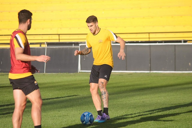 Felipe Vizeu volta ao time e fará trio ofensivo com Eder e Fabinho (Foto: Celso da Luz / Criciúma E.C)