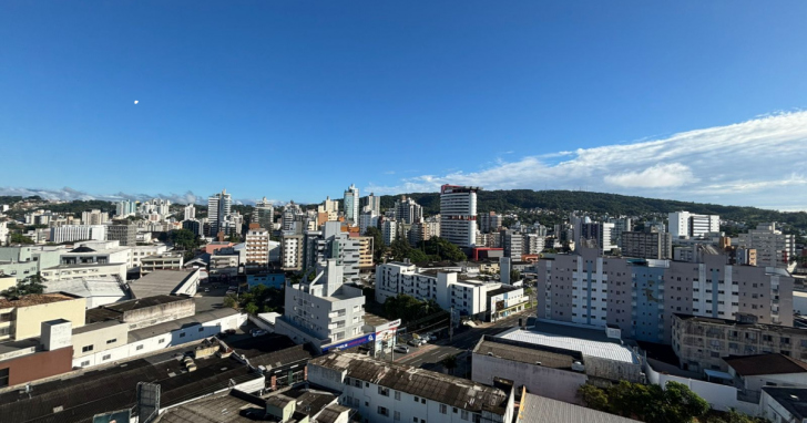 Temperaturas chegam a 31°C com pancadas rápidas isoladas | Foto: Sophia Rabelo/ 4oito