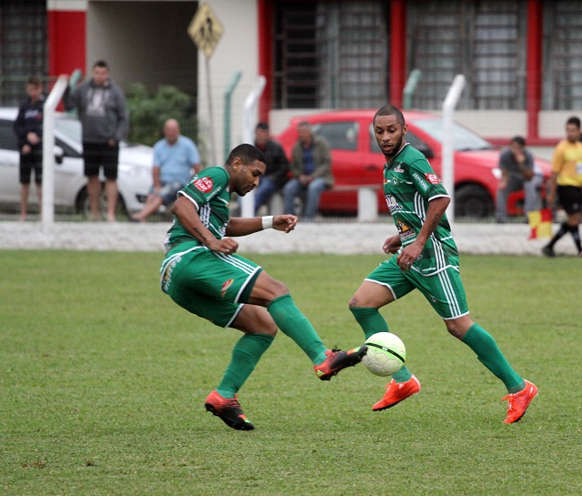 Reunião nos próximos dias definirá se o time joga o campeonato / Foto: Daniel Búrigo/Arquivo/A Tribuna