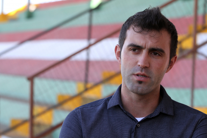Gerente trouxe o técnico Paulo Baier ao time da Raça/Foto:Daniel Búrigo/Arquivo/A Tribuna