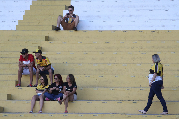 Média de público é de 2.580 pessoas por jogo durante a Série B / Foto: Daniel Búrigo / Arquivo / A Tribuna