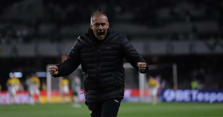 Maior sequência de Eduardo Baptista pelo Tigre havia sido de oito jogos, em 2025 | Foto: Celso da Luz/Criciúma