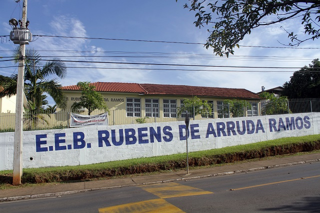 Escola Rubens de Arruda Ramos, uma das cotadas para receber o colégio militar em Criciúma / Arquivo / 4oito