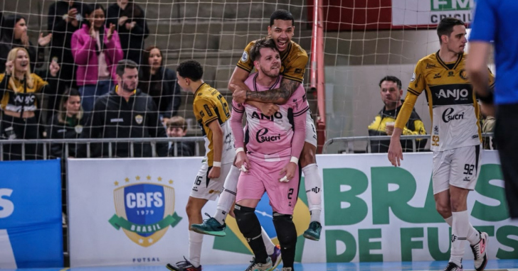 Criciúma Anjo Tintas recebe a Chapecoense pelo jogo de ida das quartas de final do Brasileiro de Futsal | Fotos: Rodolfo May | ACF