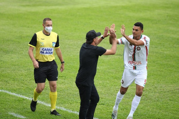 Jessé é homem de confiança do técnico Paulo Baier (Foto: Divulgação)