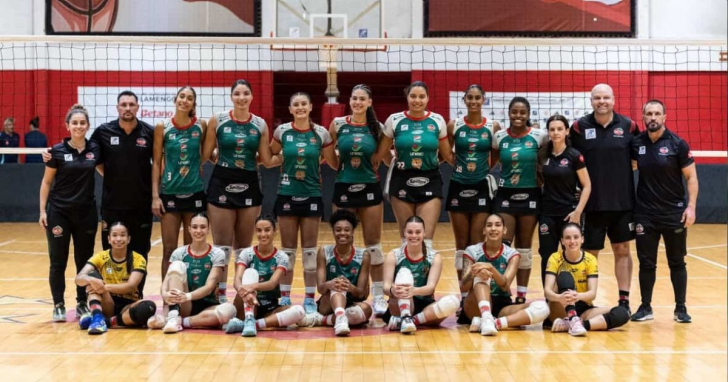 Equipe foi superada por 3 sets a um - Foto: Lucas Colombo/Mampituba