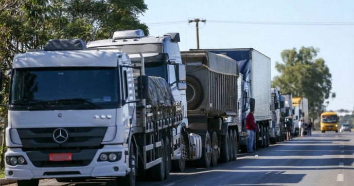 Em 2018, paralisação dos caminhoneiros durou 10 dias - Foto: Marcelo Camargo/Agência Brasil