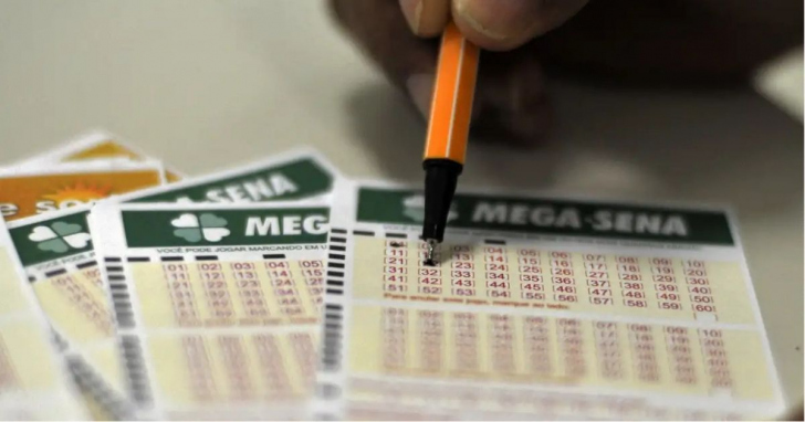 Prêmio de R$ 43,6 da Mega-Sena acumulou | Foto: Marcelo Casal Jr./Agência Brasil/4oito